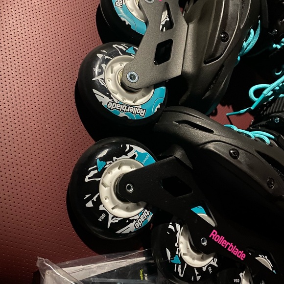 Rollerblade RB Cruiser Women's Adult Fitness Inline Skate size 6 teens girls - Picture 4 of 9